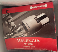 Load image into Gallery viewer, Honeywell Valencia Classic VT200-15S TRV Radiator Valve
